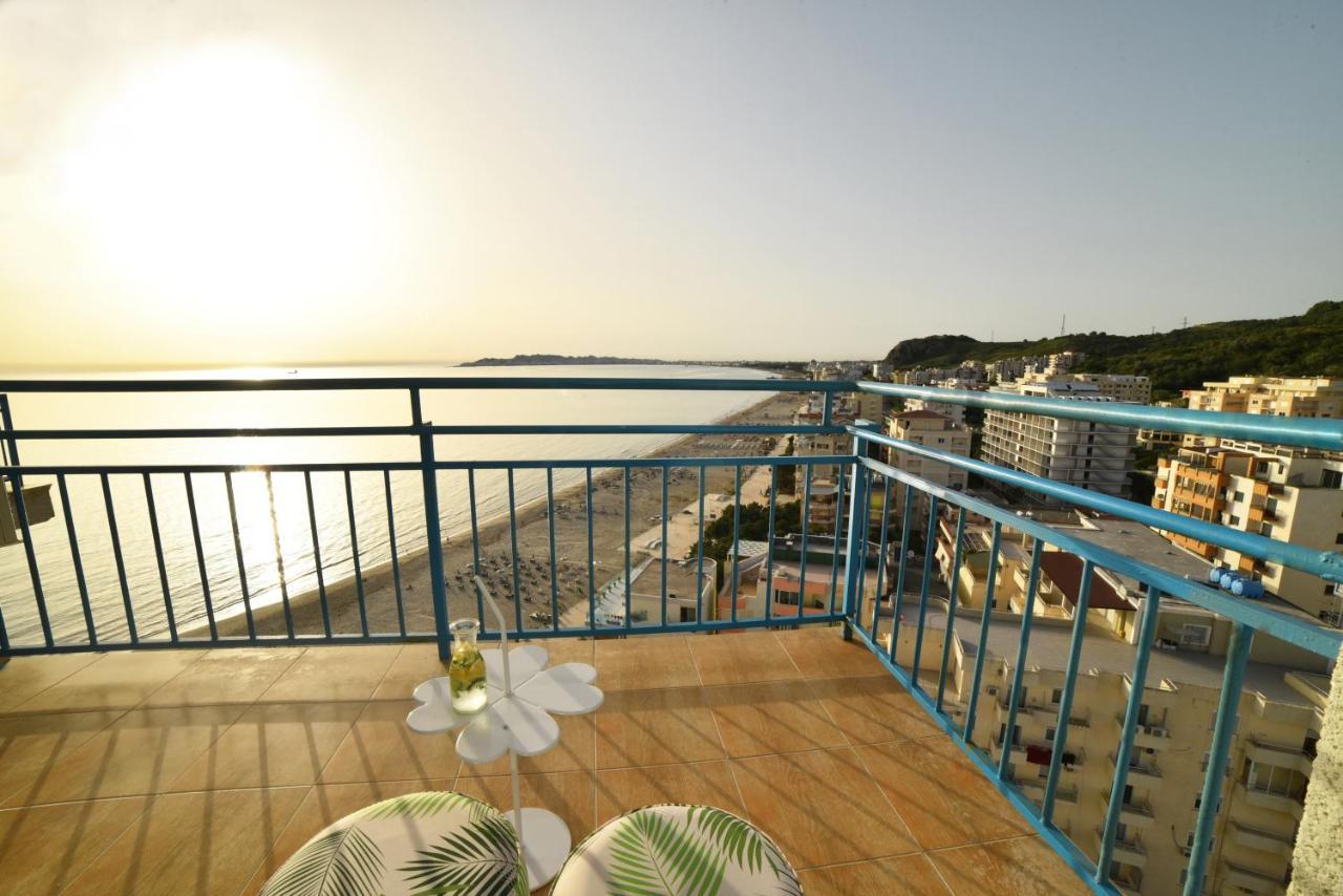 Beach Front Marilyn Durrës Exterior foto